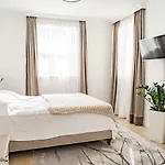 Kapartments