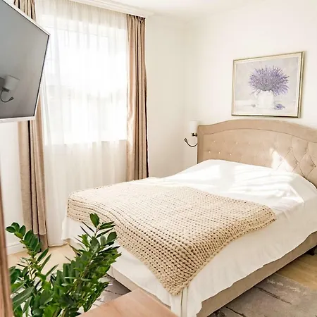 Kapartments * וארנה